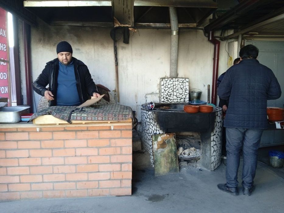 Kafe Участка дом қорасаройда кафеси бн ярми кафе ярми уй аделна болинг