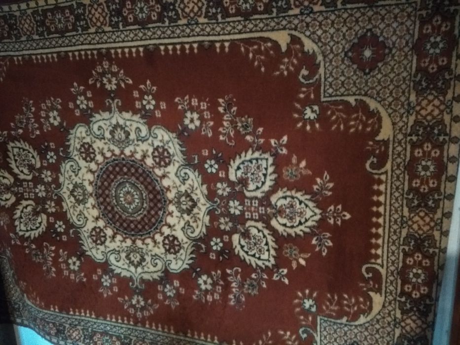 Ковер на пол или стену