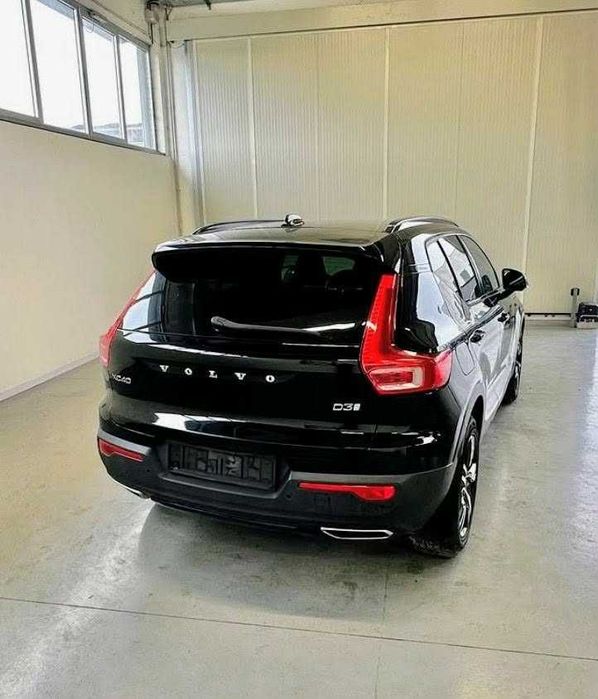 VOLVO XC40 de vinzare