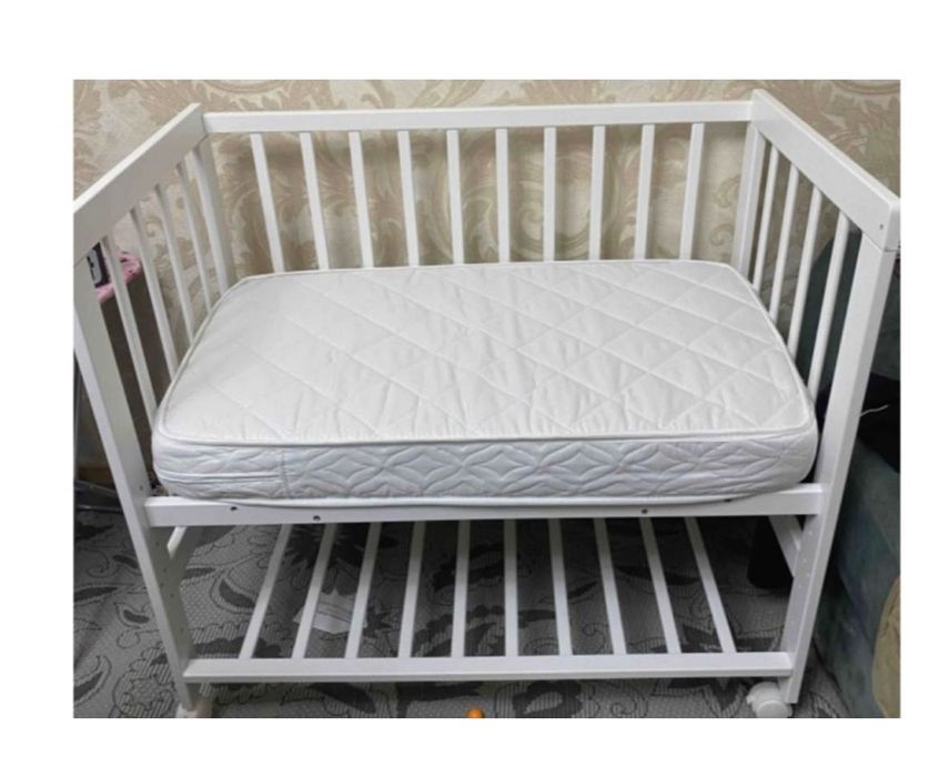 Продам манежку с матрасом