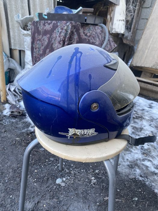 Продам шлем ……….