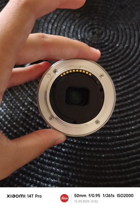 Sony 16mm f/2.8 + Ultra Wide Converter 0.75x – Перфектно състояние