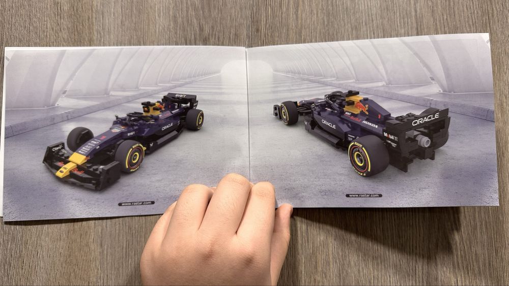 LEGO F1 Red Bull Oracle RB19 (Rastar) 1:24