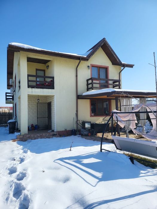 Casa curte zona corbeanca