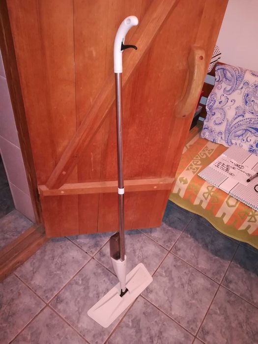 Отпариватель для одежды, швабра