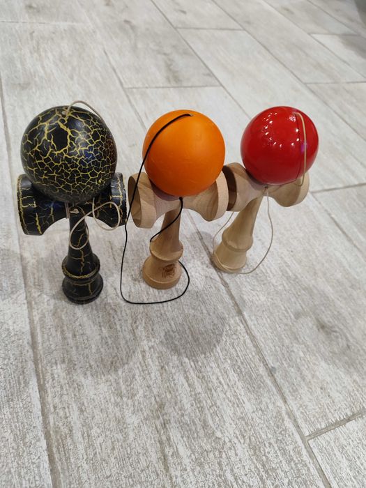 Продавам Кендами чисто нови не използвани