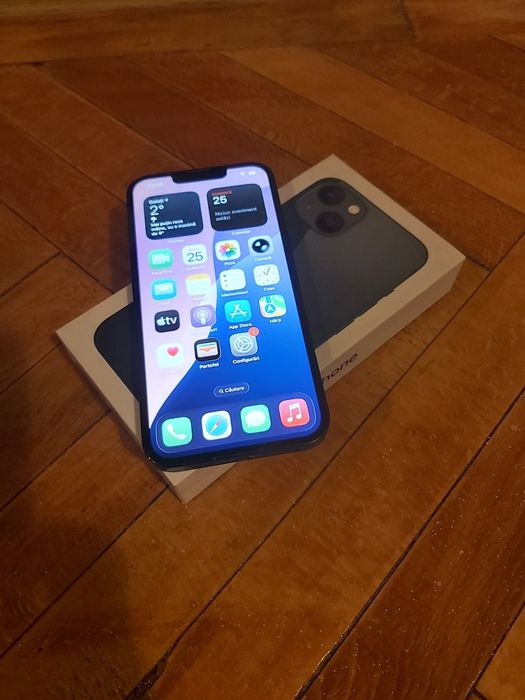 iPhone 13   in stare bună
