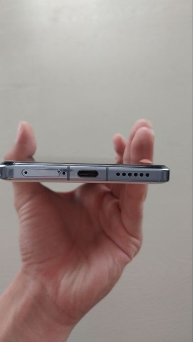 Продам Vivo 200x pro