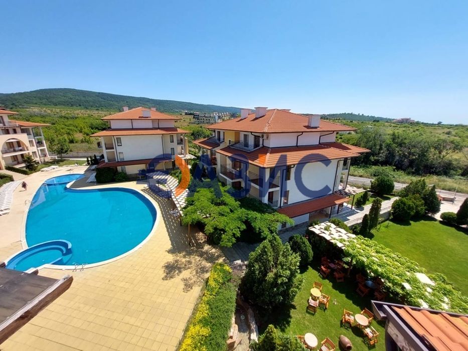 Продава се Двустаен апартамент в с. Кошарица, Област Бургас - 54 кв.м за 784 €/кв.м - Снимка #14