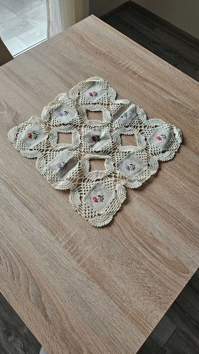 Ръчно плетени покривки