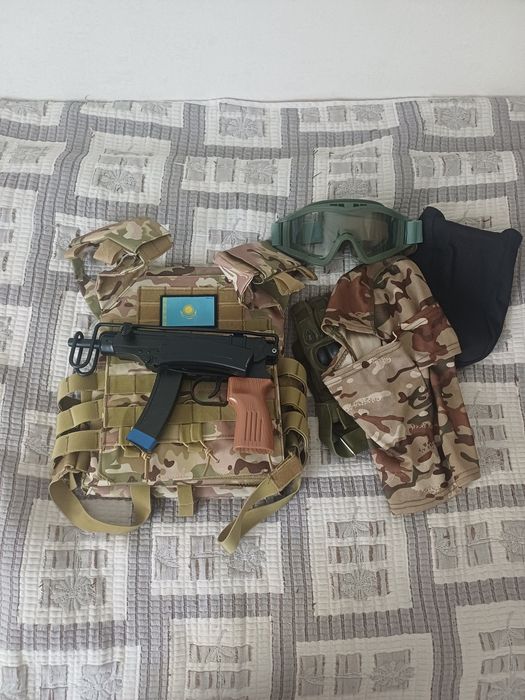 Продаю военный комплект