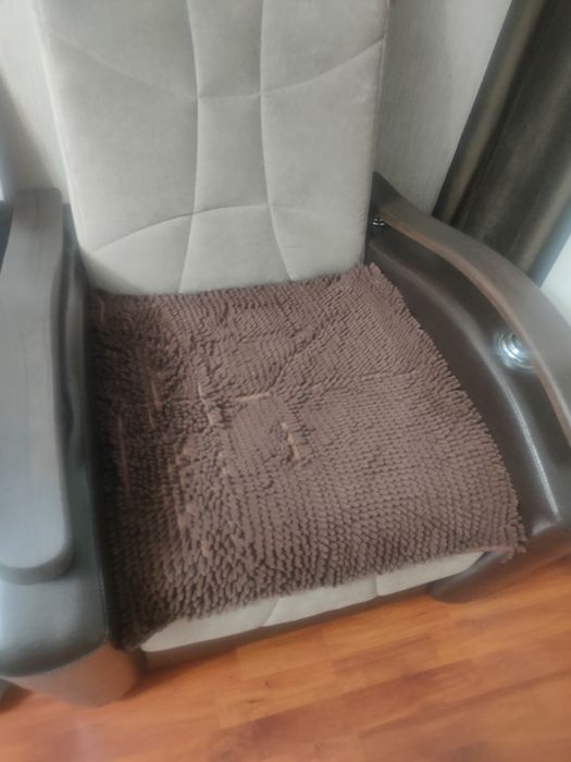 Продам диван и кресло