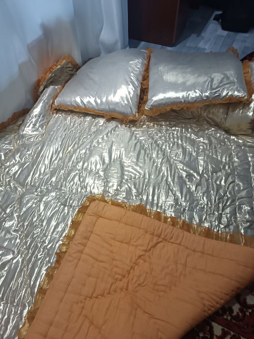 Продается подушка и одеяло