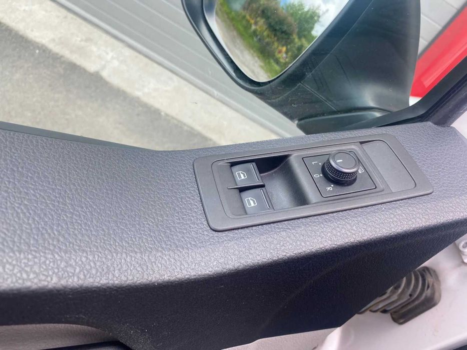 VW Transporter 2.0TDI