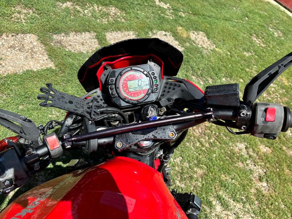 Vand kawasaki z750,An 2004, mai multe detalii la tel