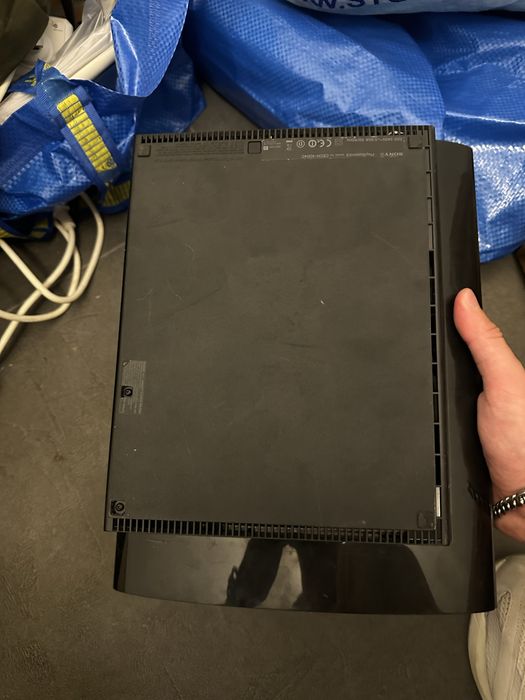 Playstation 3 Super Slim с игри