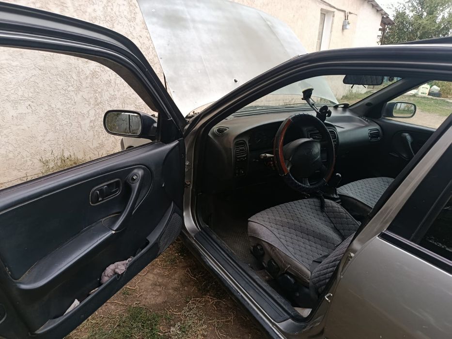 Nissan primera 10