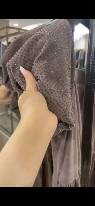 Вечернее платье