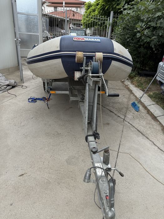 Лодка Tohamaran 3,80м с 5кс 4т мотор и колесар
