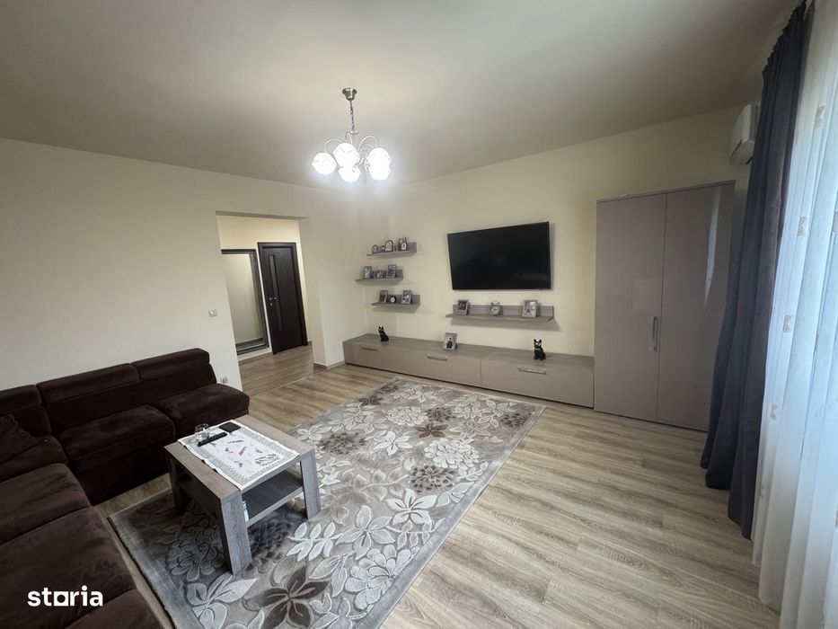 Apartament cu 3 camere, 77,7 mp, decomandat , etaj 2 din 4 Avram Iancu