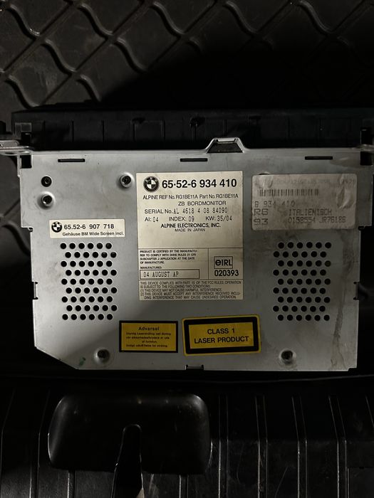 Монитор за бмв е46 от оригинална навигация и модул бм54 рециклиран