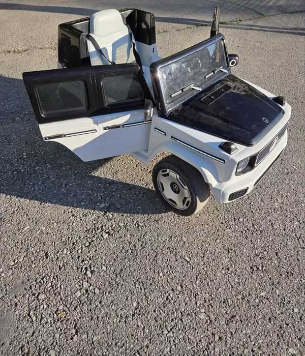 Акумулаторен джип Mercedes-Benz EQG