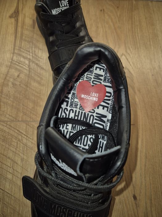 Сникърси Love Moschino 39н