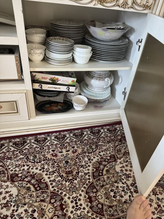 Комод для гостинной б/у