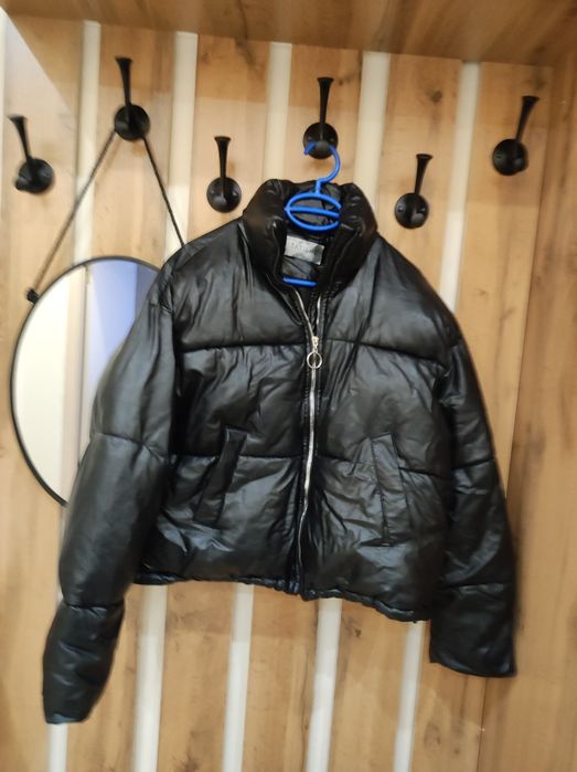 Куртки состояние новых