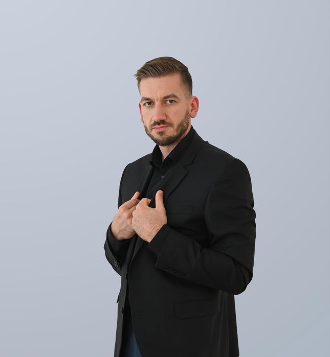 Уроци по акордеон, пиано, солфеж, вокално изкуство