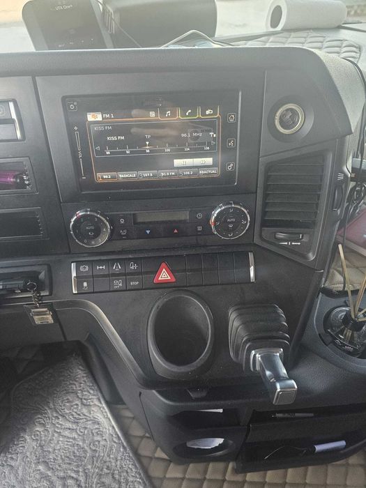 Mercede-Benz Actros 1848
