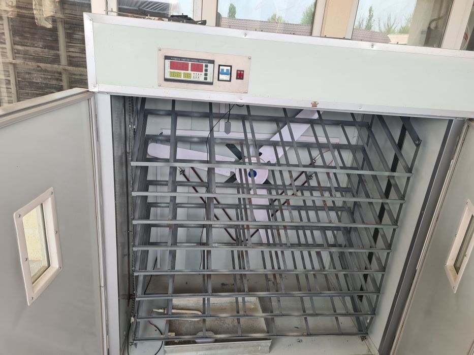 Инкубатор 2112 яиц