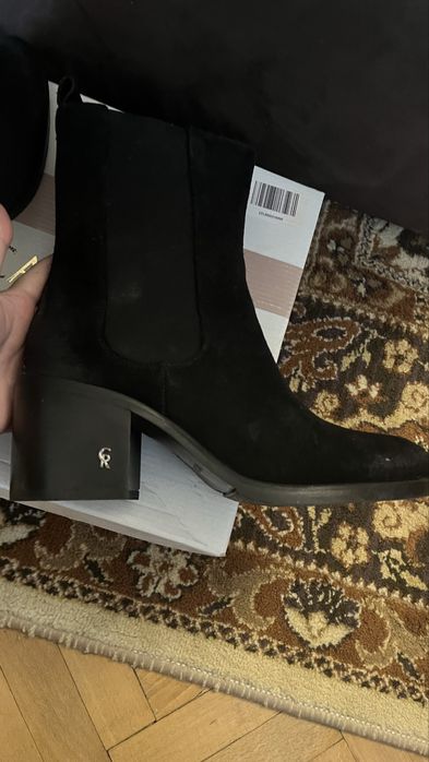 Дамски боти от естествен велур