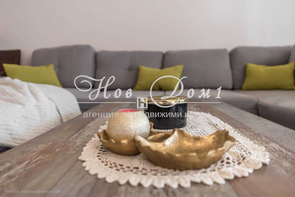 Продава се Тристаен апартамент в Варна, Победа - 140 кв.м за 2143 €/кв.м - Снимка #1