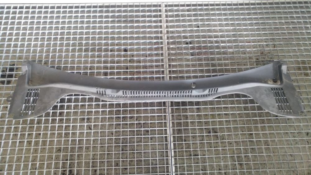 Grila stergatoere parbriz seat ibiza 6j 6j1853185
