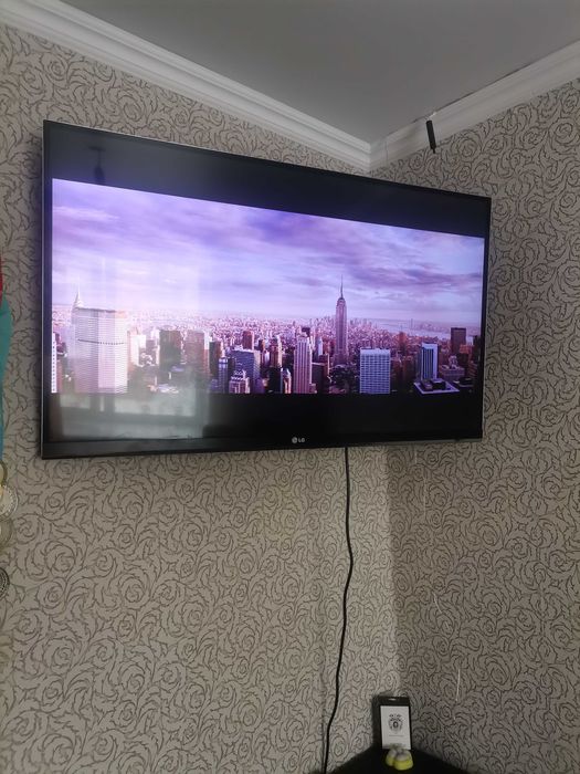 Телевизор LG Smart