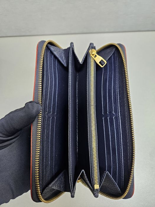 Оригинално портмоне Louis Vuitton с цип