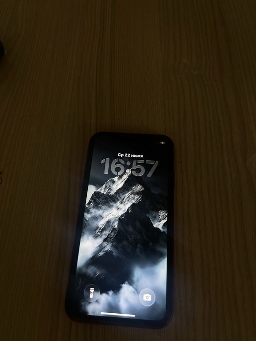 продам Iphine 11 128