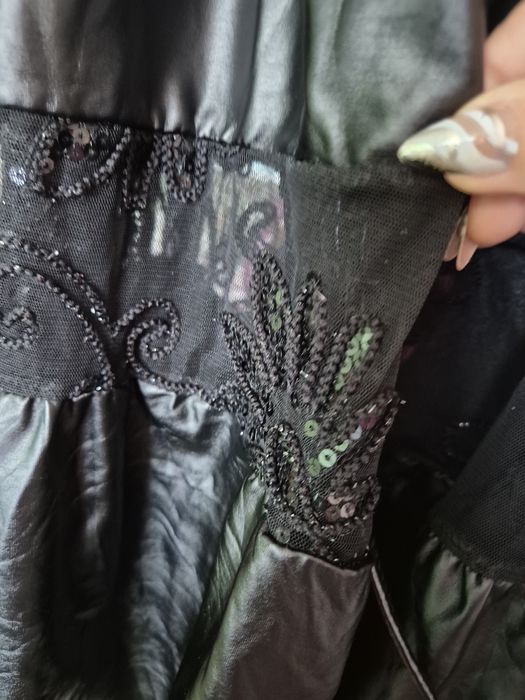 Rochie deosebita pt ocazie