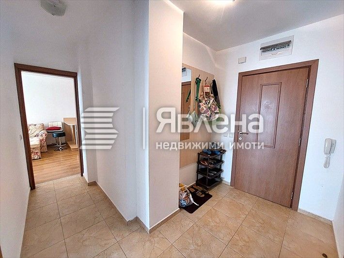 Продава се Тристаен апартамент в Несебър - 87 кв.м за 874 €/кв.м - Снимка #2