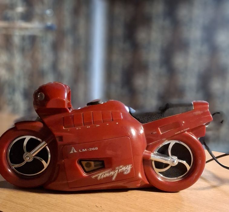 Продаю радиолу "Tianjing"