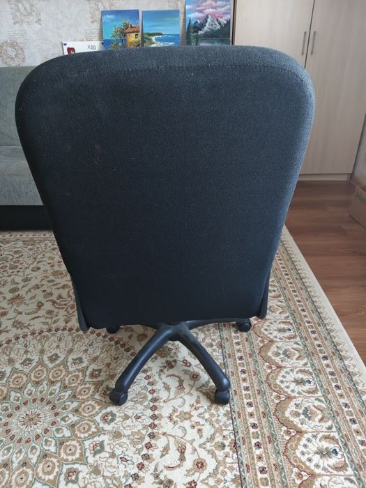 Офисное кресло руководителя