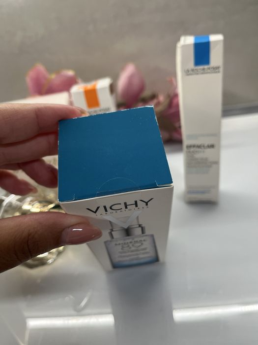 Vichy /la roche posay effaclar/ prada козметика нова