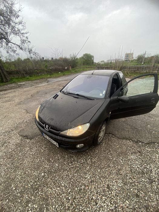 Пежо 206 1.4 бензин