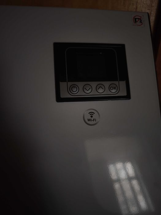 Стенен конвектор Елдом 2.5квт.с wi-fi