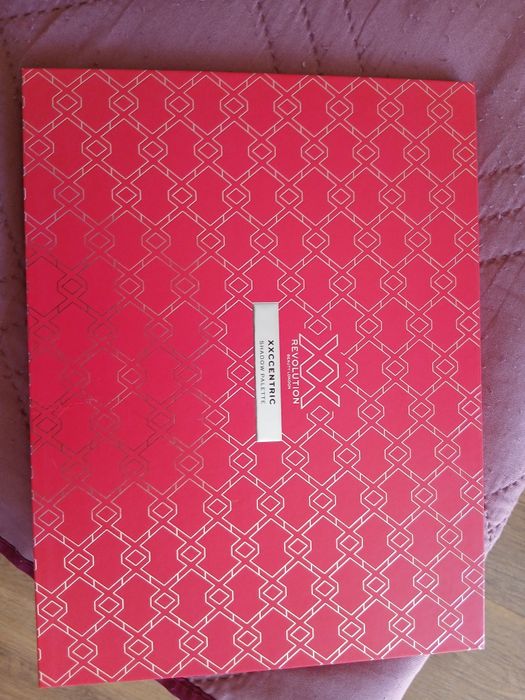 Палитра Revolution