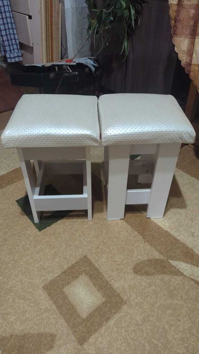 Кухонные табуретки