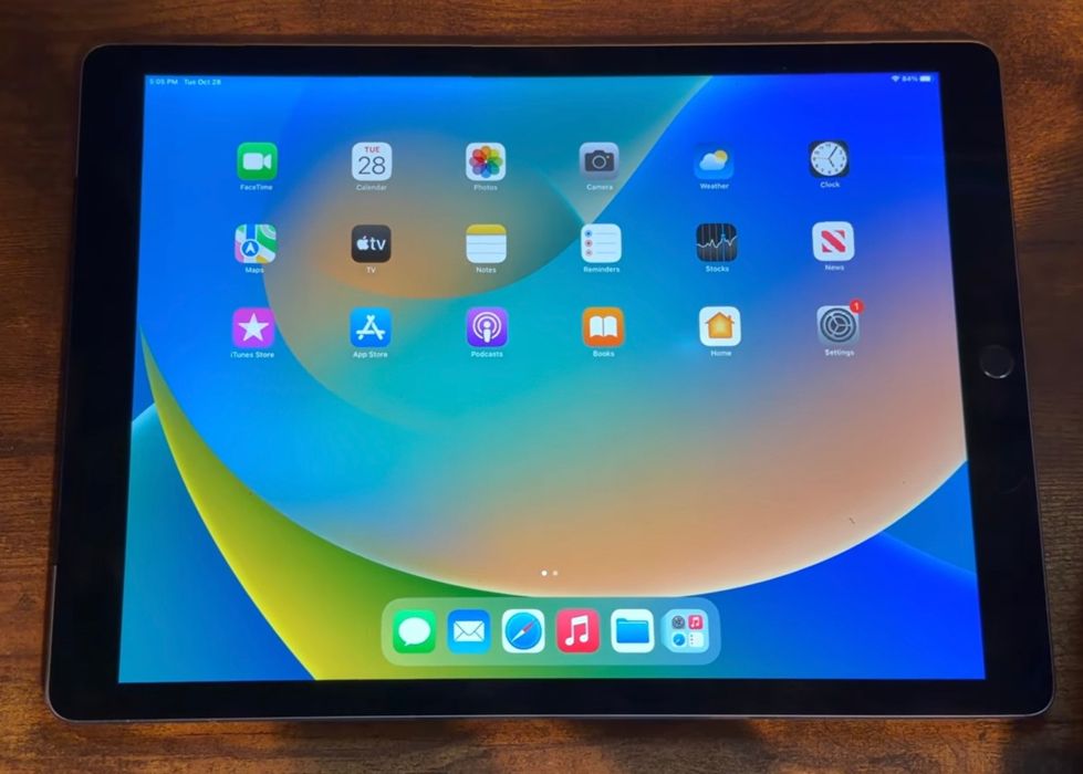 Ipad 12.9 inch + apple pencil + tastatura