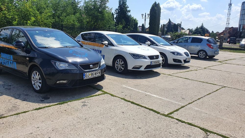 Scoala de soferi. Instructor auto . Atestate profesionale