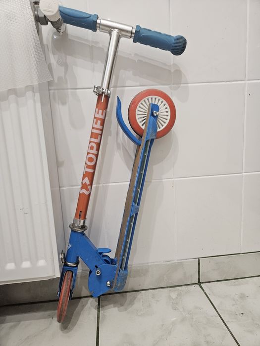 Totineta cu lumini 4-5 ani